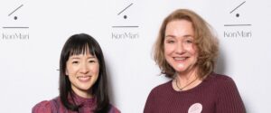 Marie Kondo und Angelika Brenner